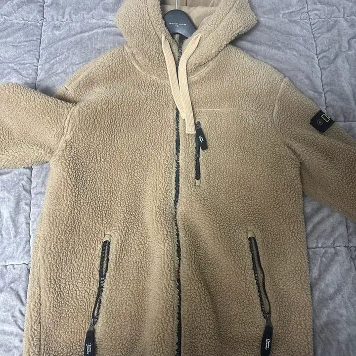 [BUNJANG] National Geographic Fleece Hoodie Zip-up / 내셔널지오그래픽 뽀글이 후리스 후드집업 남성용