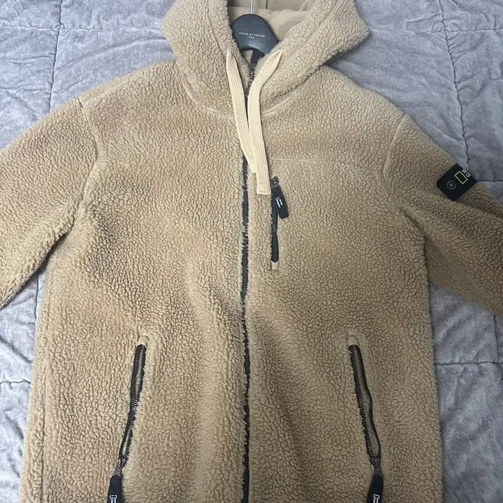 [BUNJANG] National Geographic Fleece Hoodie Zip-up / 내셔널지오그래픽 뽀글이 후리스 후드집업 남성용