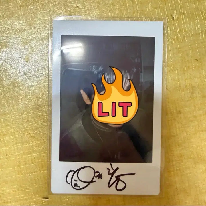 [BUNJANG] LUCY Shin Yechan Highlight Medley Outfit Signed Album / 루시 LUCY 신예찬 선 하이라이트메들리 착장 싸폴 양도