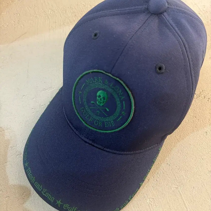[SOLD OUT] 마크앤로나 스컬 골프 볼캡 네이비