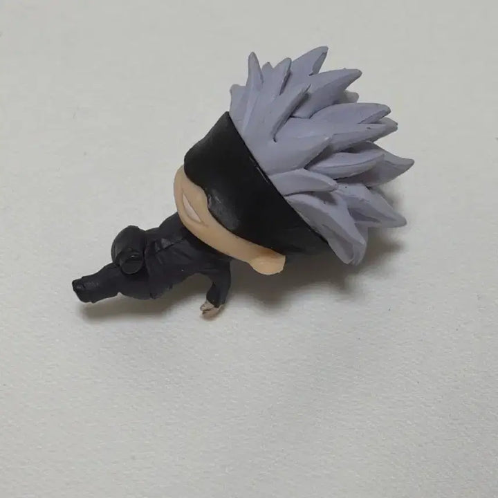 [BUNJANG] Jujutsu Kaisen Gojo Satoru Hugcot Figure / 주술회전 고죠 사토루 가챠 허그코트 피규어