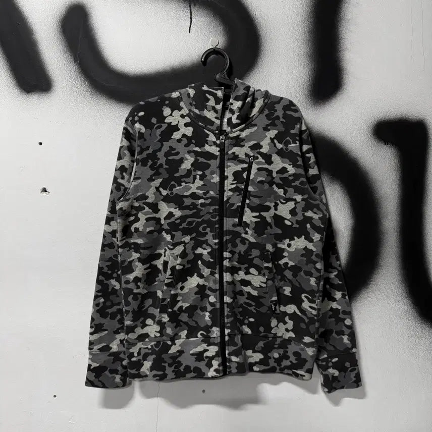 [SOLD OUT] VTG 빈티지 코튼 풀 카모 집업 후디