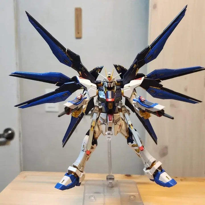 [BUNJANG] RG Strike Freedom Assembled Gundam Model / [RG][가조립] 스트라이크 프리덤