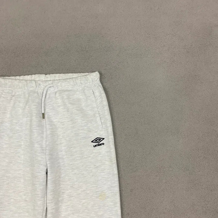 [BUNJANG] Umbro Training Pants (Waist 28-30 inches) / 엄브로 트레이닝 바지 28~30