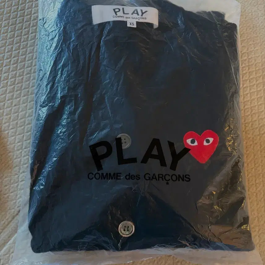 [BUNJANG] Comme des Garcons Play Black V-Neck Cardigan / [xs] 꼼데가르송 검정 가디건 브이넥 플레이 라인 play