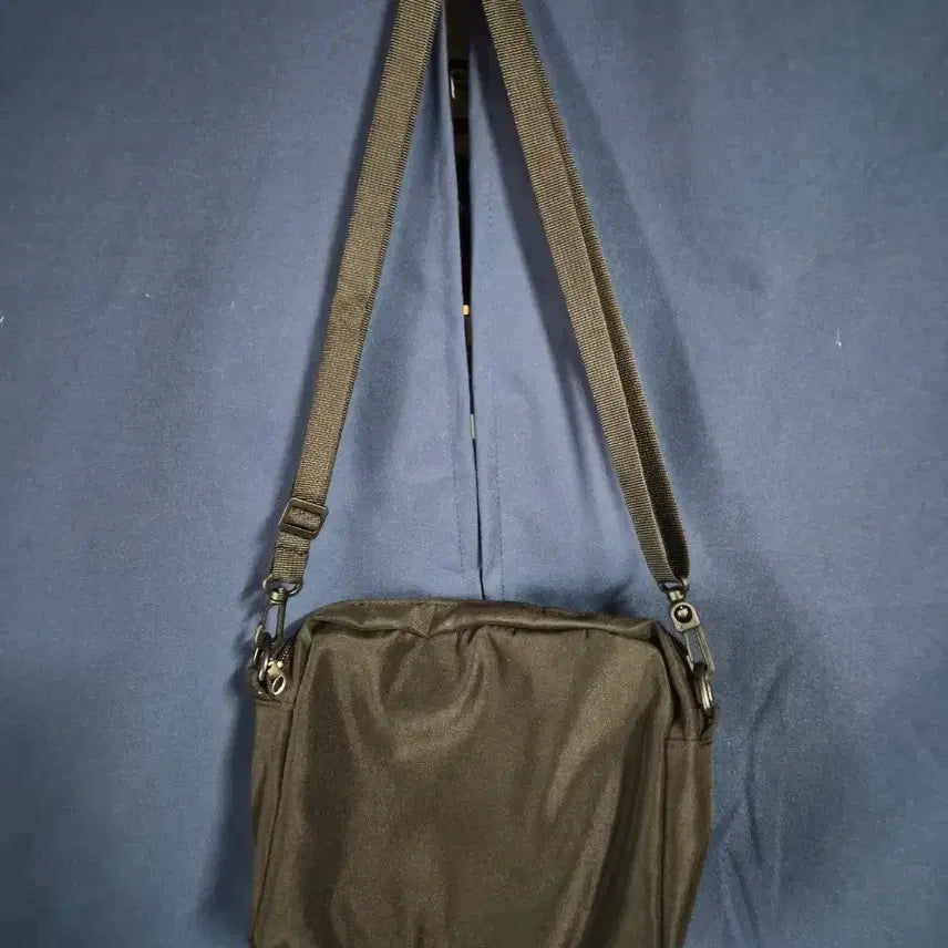 [BUNJANG] Crossbody Photocard Bag / 크로스백 포토카드 가방