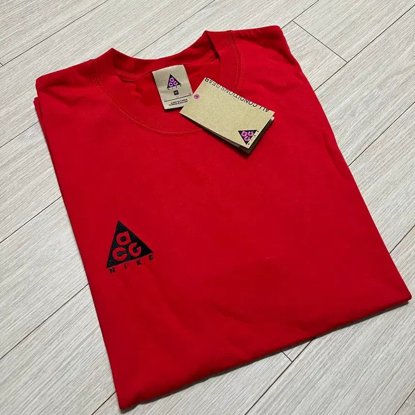 [BUNJANG] Nike ACG University Red T-shirt (Asia M) / 나이키 ACG 티셔츠 유니버시티 레드 아시아M사이즈 새상품