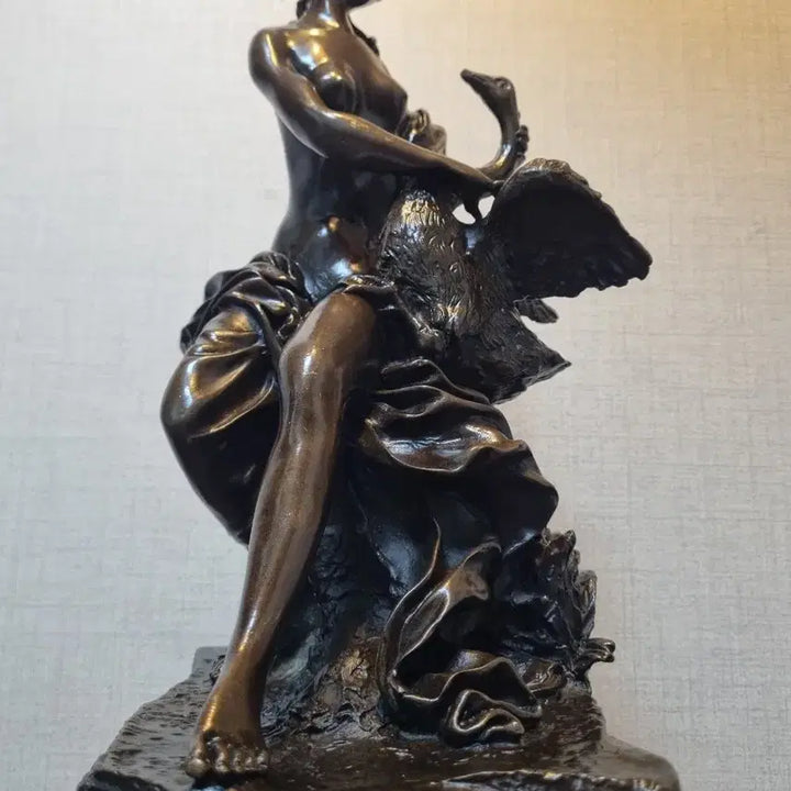 [BUNJANG] Bronze Sculpture Leda and the Swan / [동 브론즈 작품] 레다와 백조(Leda and the Swan)