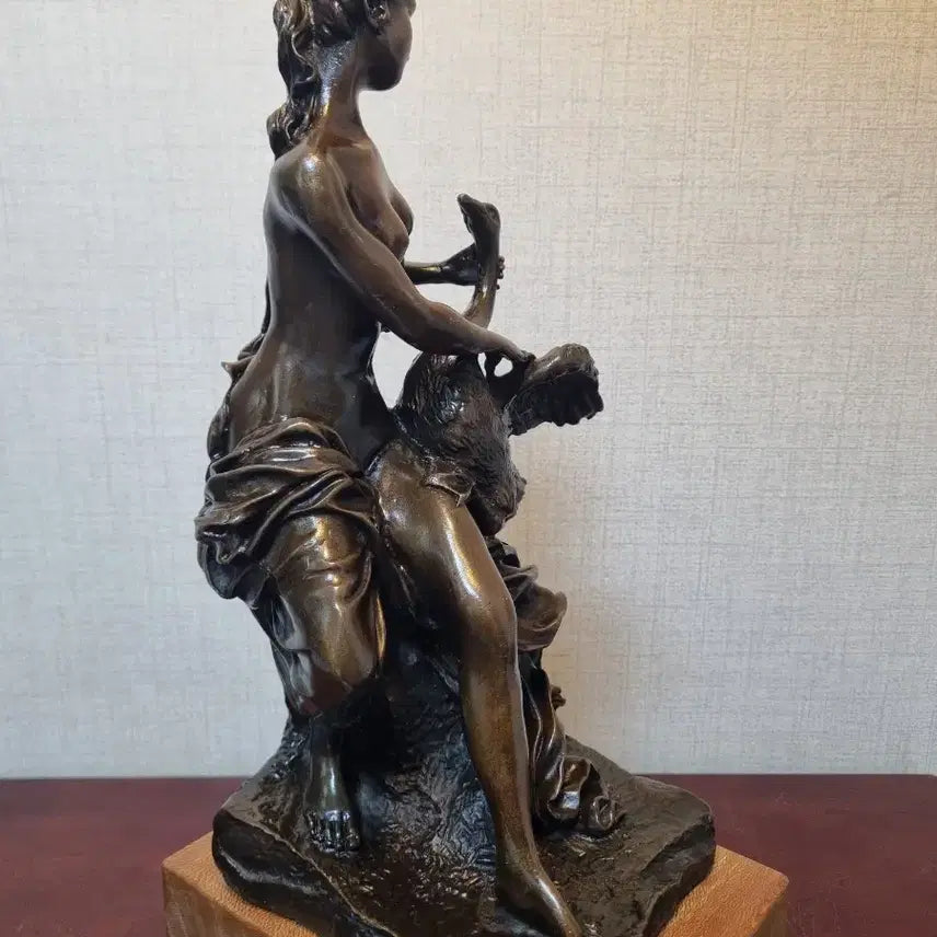 [BUNJANG] Bronze Sculpture Leda and the Swan / [동 브론즈 작품] 레다와 백조(Leda and the Swan)