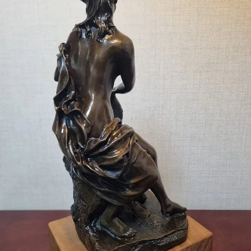 [BUNJANG] Bronze Sculpture Leda and the Swan / [동 브론즈 작품] 레다와 백조(Leda and the Swan)