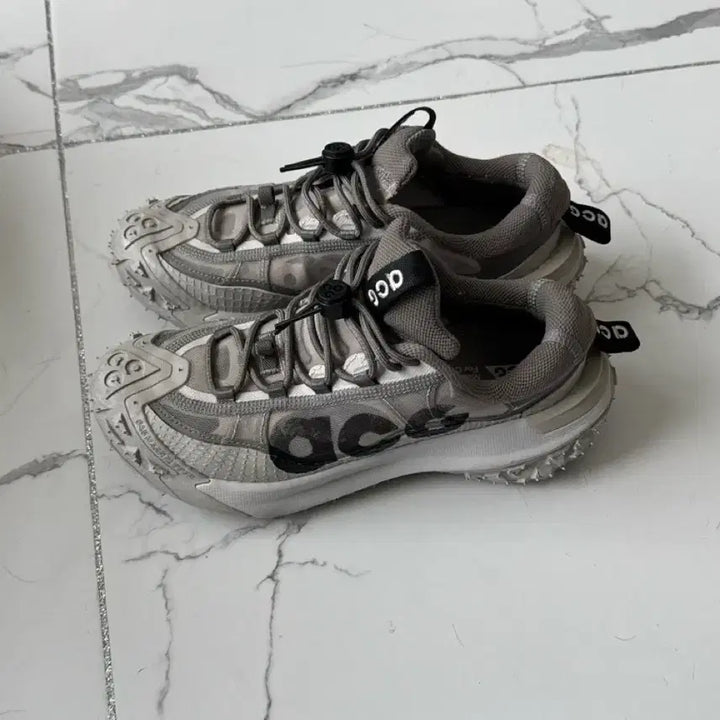 [BUNJANG] Nike ACG Mountain Fly 2 Low Hiking Shoes / 나이키 ACG 마운틴 플라이 2 로우