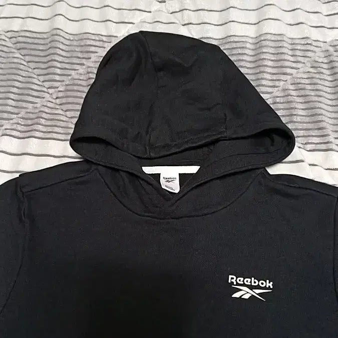 [BUNJANG] Reebok Oversized Hoodie (Size 90) / 리복 오버핏후드 90 여성55 가슴48 기장62