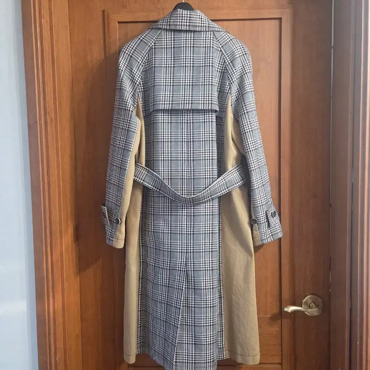 [BUNJANG] Si Trench Coat / 씨(Si) 트렌치코트