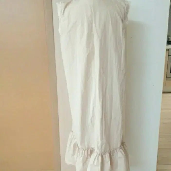 [BUNJANG] ZARA V-Neck Long Dress with Frills / 자라 V넥 롱 원피스 프릴 L