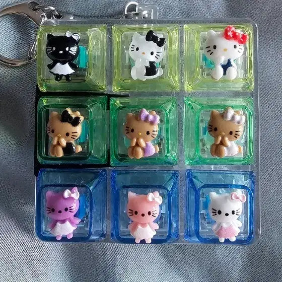 [BUNJANG] Hello Kitty 9-Keycap Keyring / 헬로키티 9구키캡 키링