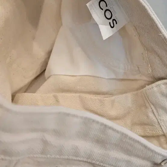 [BUNJANG] COS Denim Shorts Ivory 27 / 코스 cos 데님 쇼츠 27. 아이보리 정품