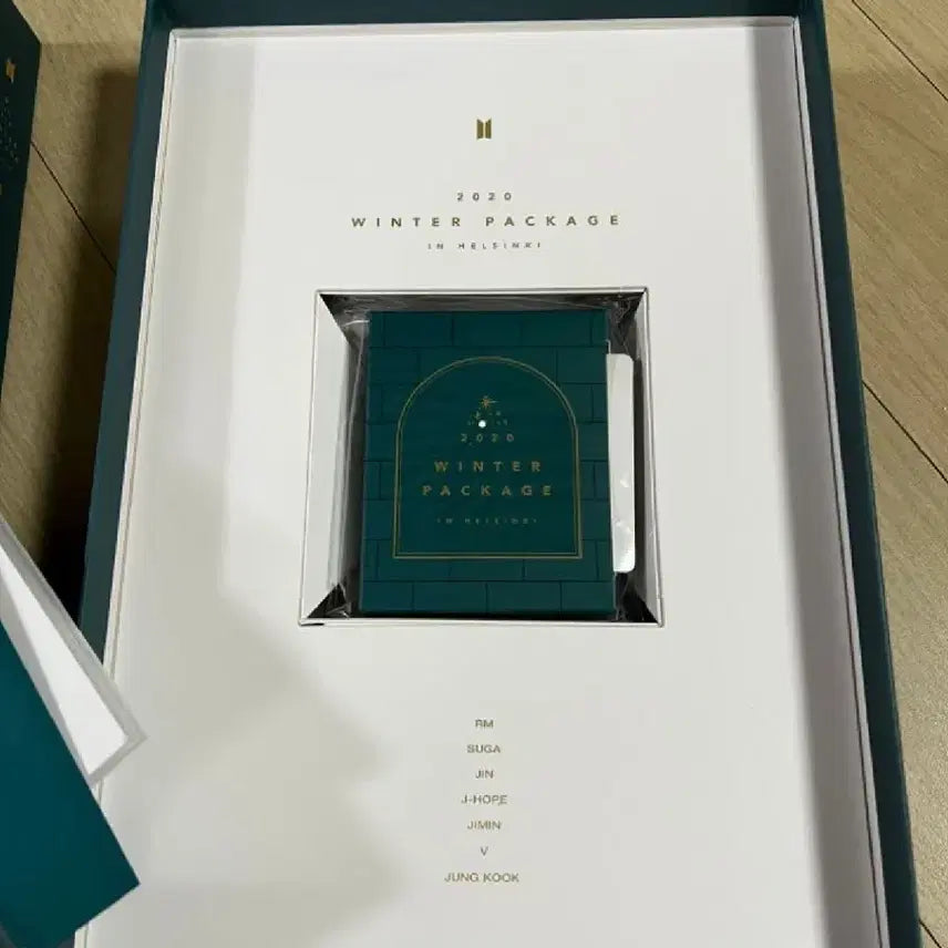 [BUNJANG] BTS (방탄소년단) 2020 Winter Package / 방탄소년단 2020 윈터패키지 윈패 bts 랜덤 슈가 윤기