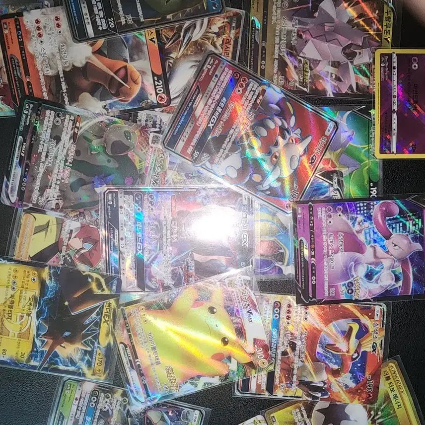 [BUNJANG] Pokemon Pikachu Promo Card Bundle Set / 희귀한 포켓몬카드 극장판 특전카드랑 프로모카드 22년도쯤피카츄등등