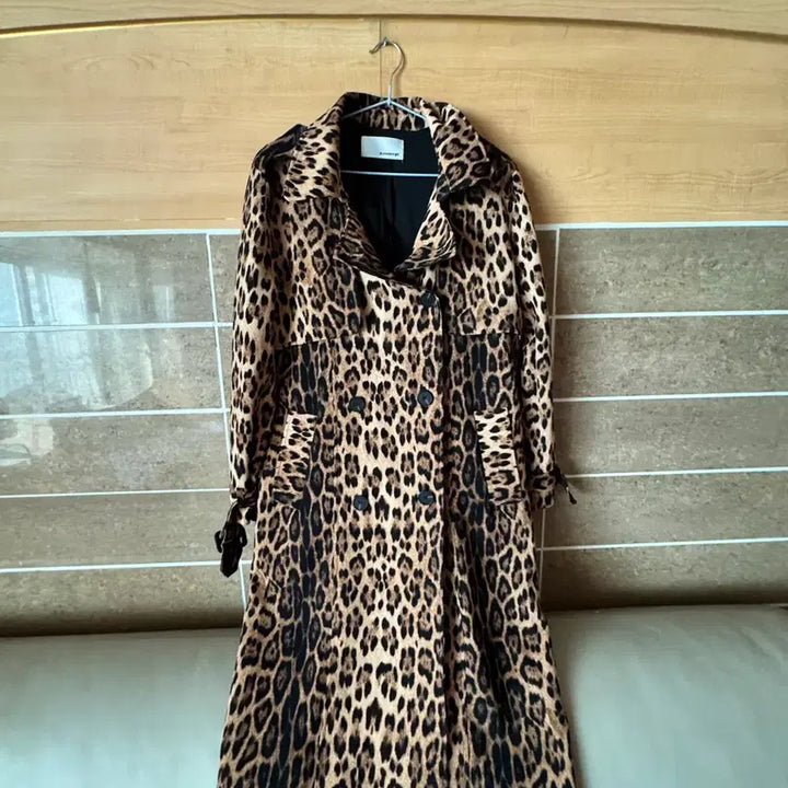 [BUNJANG] S. Concept Leopard Trench Jacket / 에스컨셉 레오파드 바바리 쟈켓