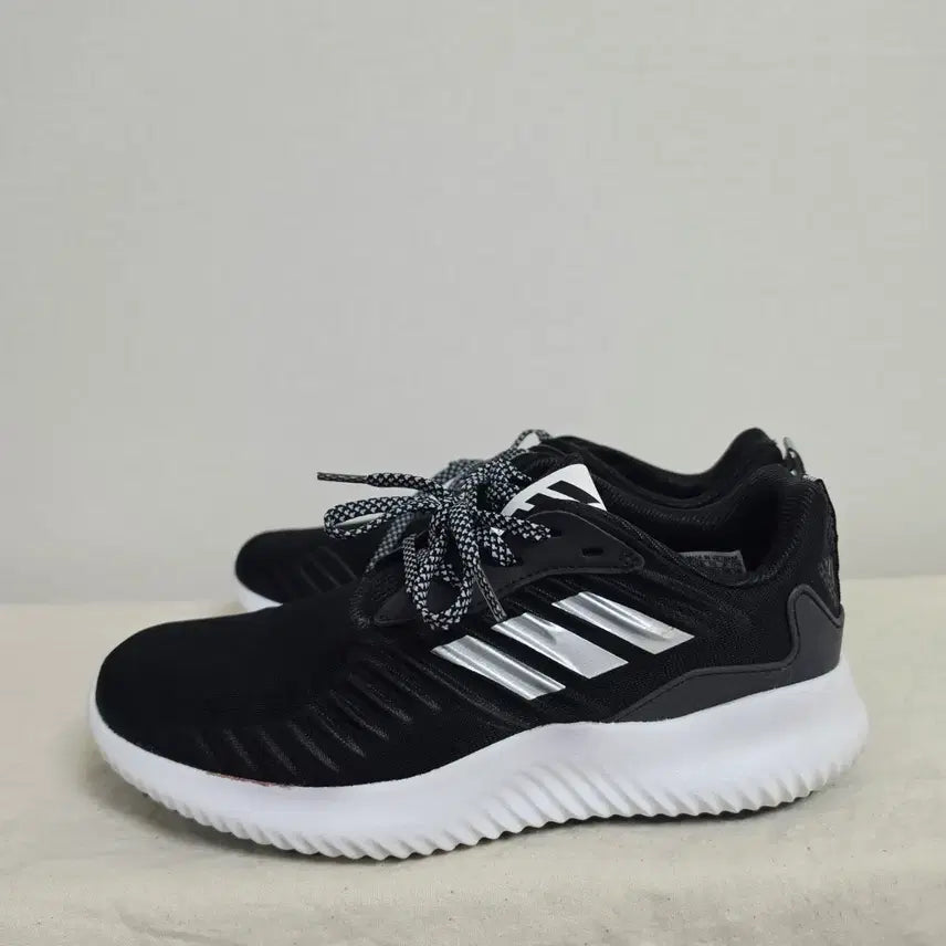 [BUNJANG] Adidas Alpha Bounce RC Sneakers / 245아디다스 알파바운스RC  -768