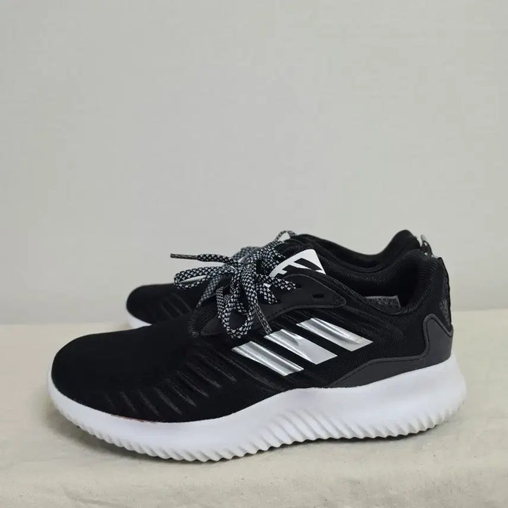 [BUNJANG] Adidas Alpha Bounce RC Sneakers / 245아디다스 알파바운스RC  -768