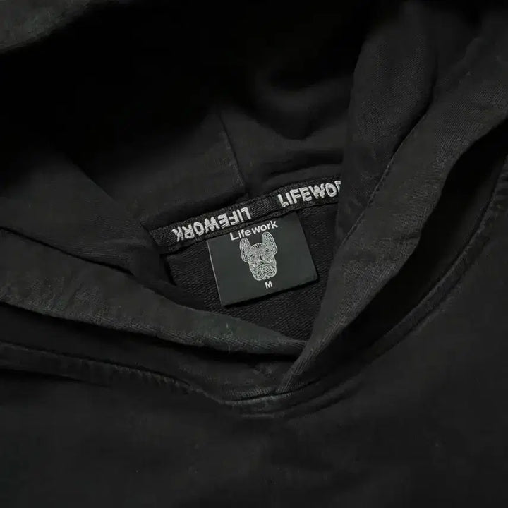 [SOLD OUT] LIFEWORK 검정색 반팔 후드 티셔츠, M(95~100)