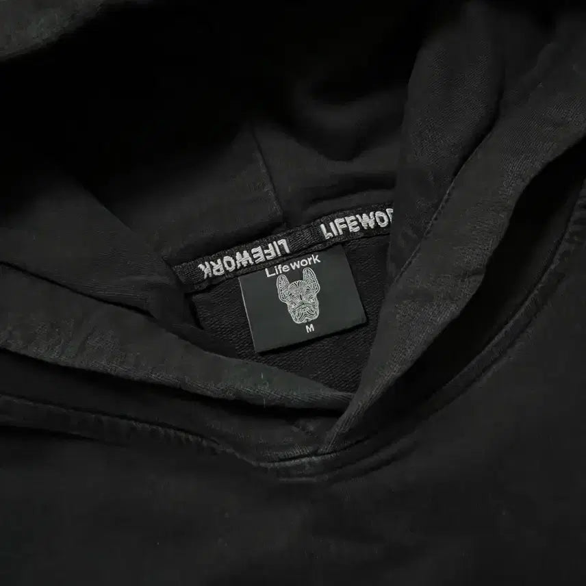 [SOLD OUT] LIFEWORK 검정색 반팔 후드 티셔츠, M(95~100)