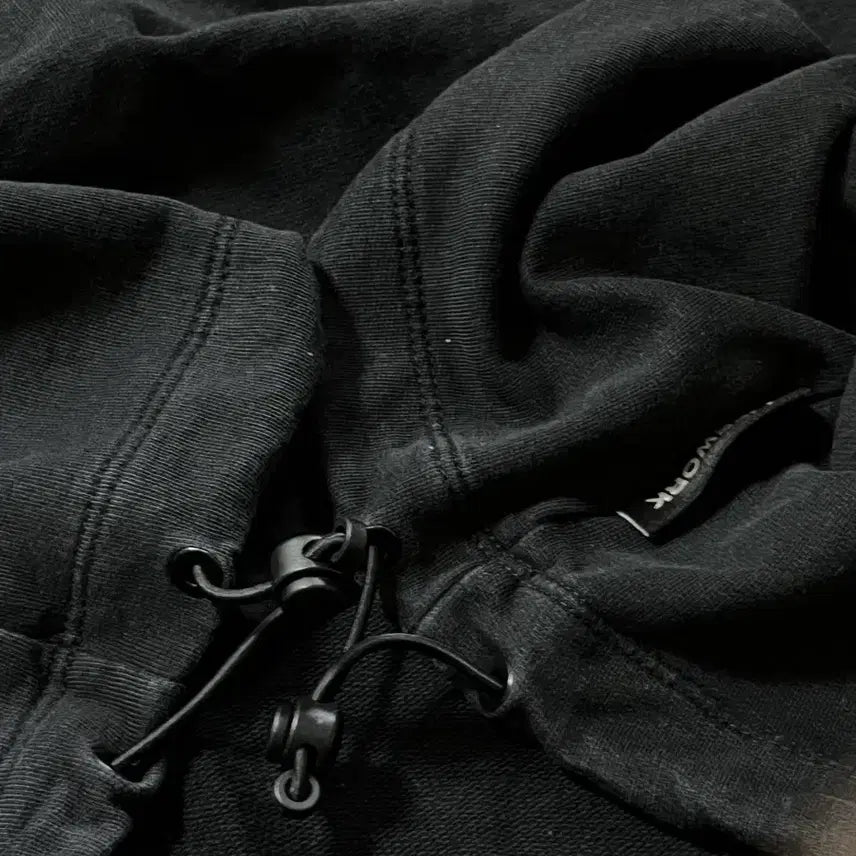 [SOLD OUT] LIFEWORK 검정색 반팔 후드 티셔츠, M(95~100)