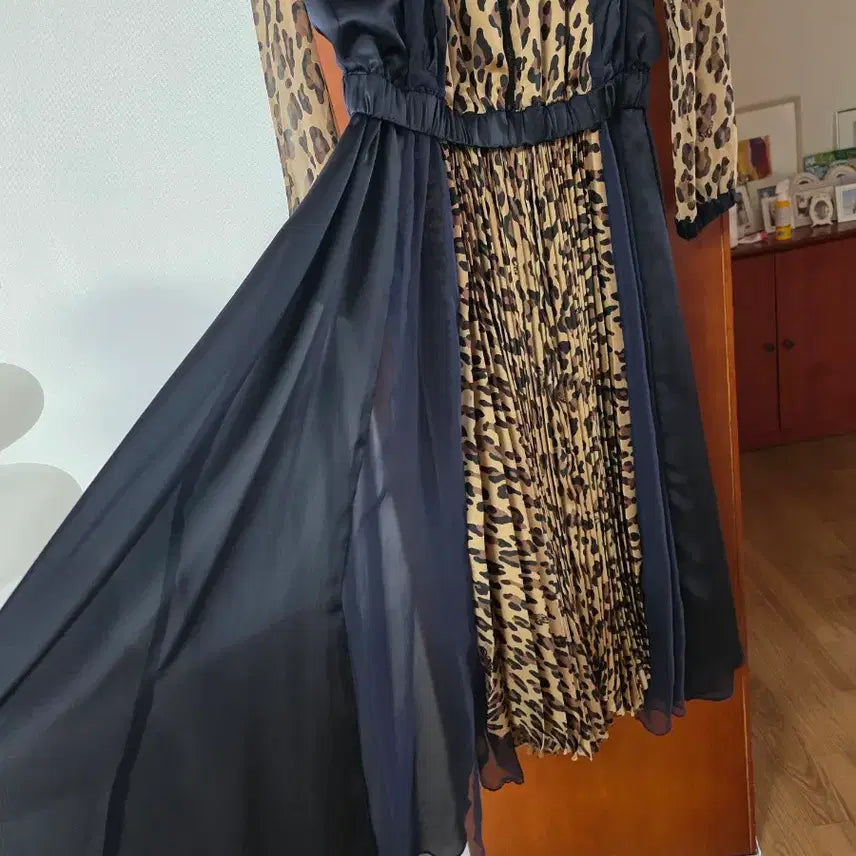 [BUNJANG] Sacai Leopard Pattern Long Dress / 사카이 블랙/레오파드 롱 원피스