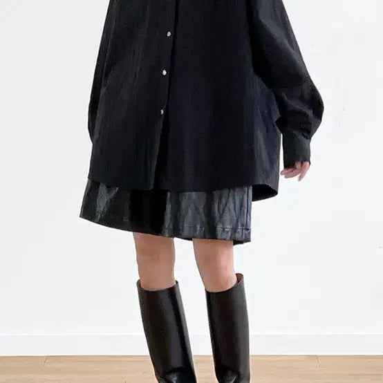 [BUNJANG] UunoiA Leather Short Pants / 유노이아 레더 숏 팬츠