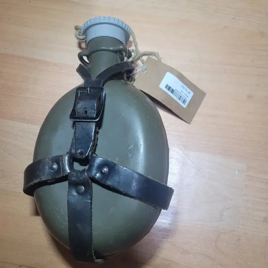 [BUNJANG] Czech Military Water Canteen / 체코군 수통