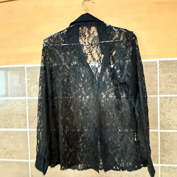 [BUNJANG] Black Lace Blouse Shirt / 블랙 레이스 블라우스 셔츠