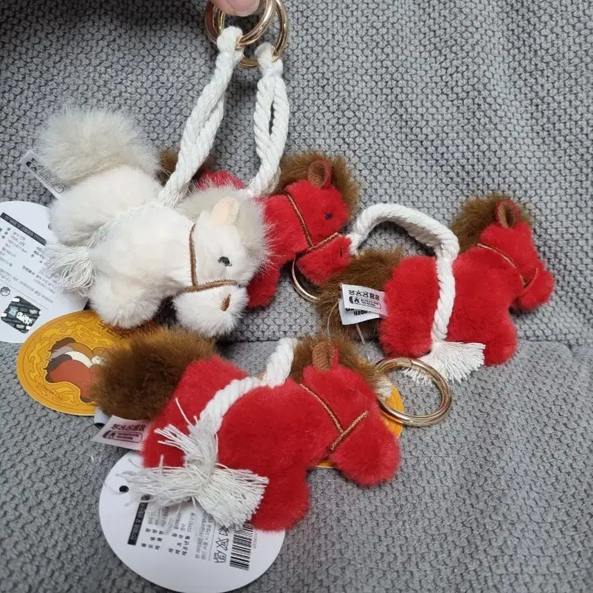 [BUNJANG] Aekunsuhoma 8cm Red Horse White Horse Doll Keyring / 액운수호마 8cm 적토마 백마 인형키링