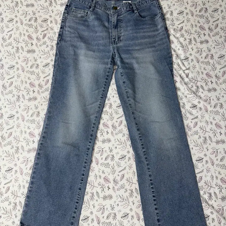 [BUNJANG] Baby Blue Straight Fit Jeans / BABY BLUE JEANS