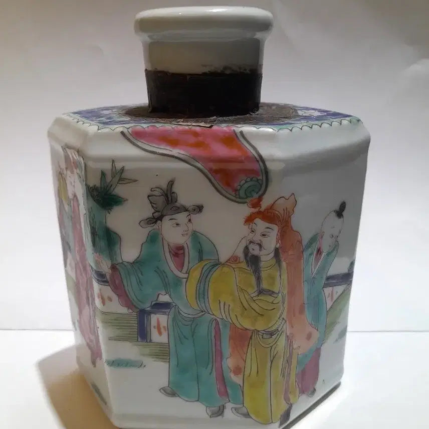 [BUNJANG] Antique Celadon Porcelain Tea Caddy with Figure Painting - Vintage Interior Decor / 인물도 찻통 보이차 숙차