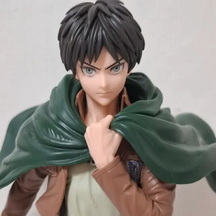 [BUNJANG] Attack on Titan Eren and Levi Figure Set / 진격의거인 리바이 에렌 피규어