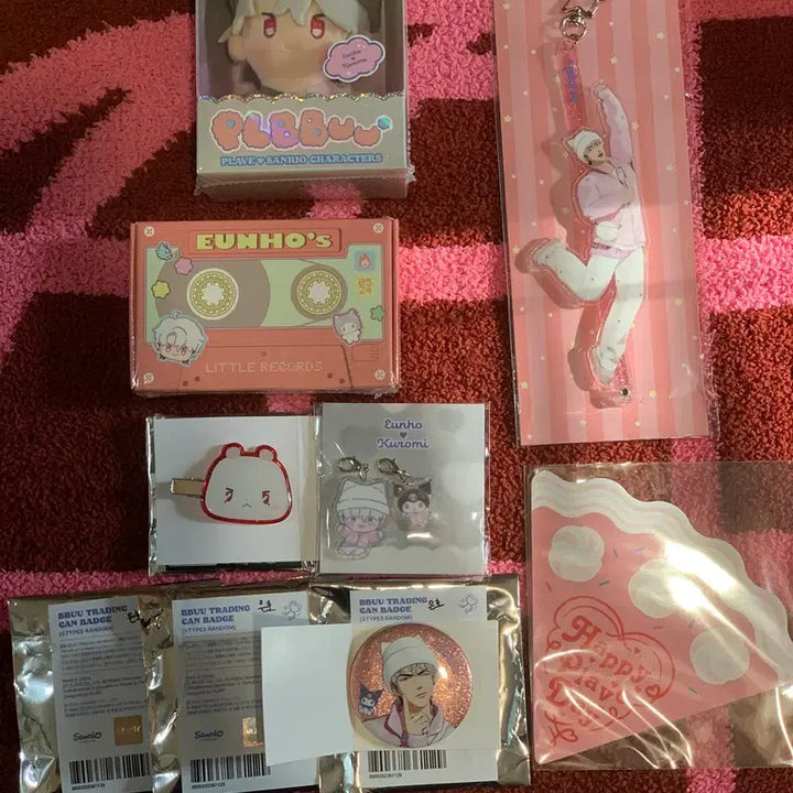 [BUNJANG] Plaive Eunho Merch Bundle Set (Badge, Keychain, Stick Keyring, Doll Album, Hairpin) / 플레이브 은호 뿌 뱃지, 참키링, 스틱키링, 인형앨범, 므모 헤어핀 외