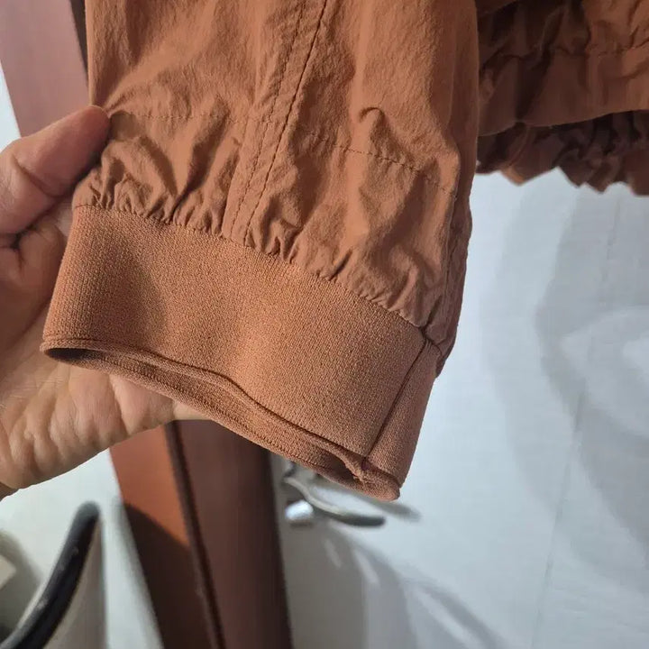 [SOLD OUT] 가격인하~~시스템 브라운 후드 집업 바람막이 자켓