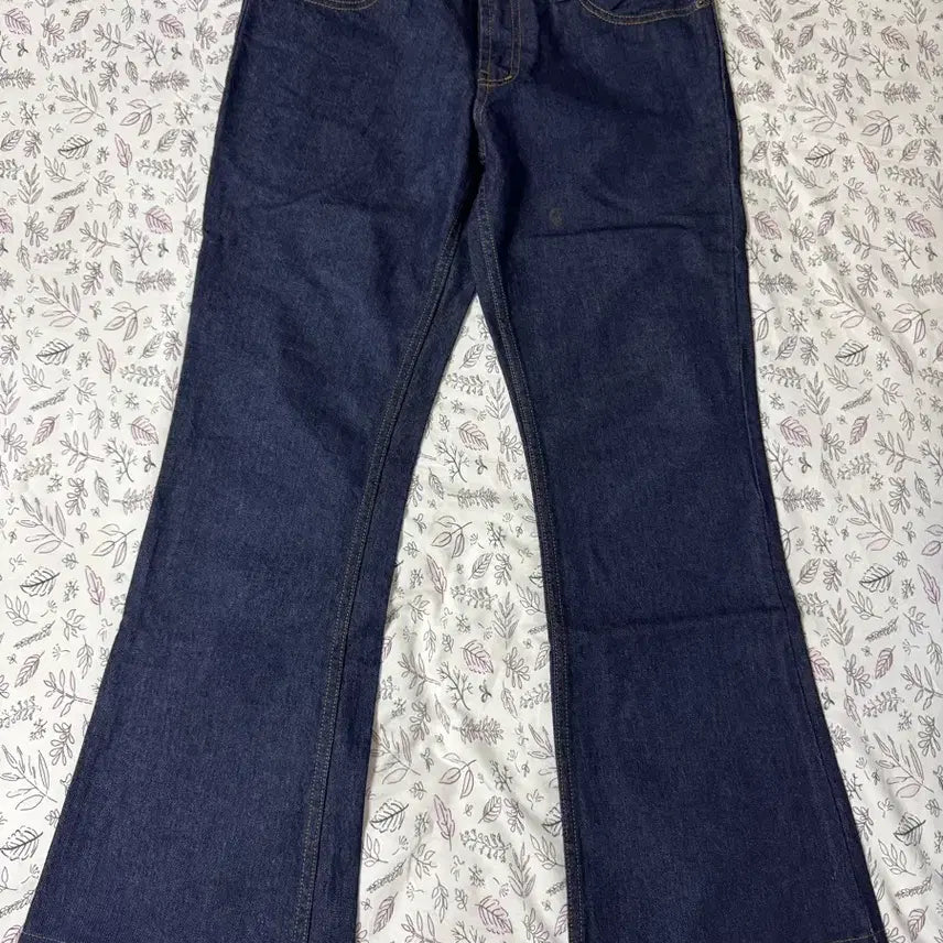 [BUNJANG] RED POINT Semi Bootcut Raw Denim Jeans / RED POINT JEANS