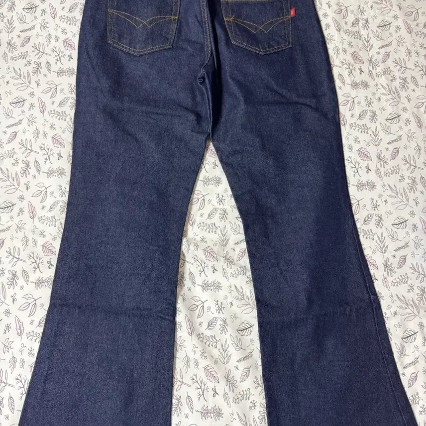 [BUNJANG] RED POINT Semi Bootcut Raw Denim Jeans / RED POINT JEANS