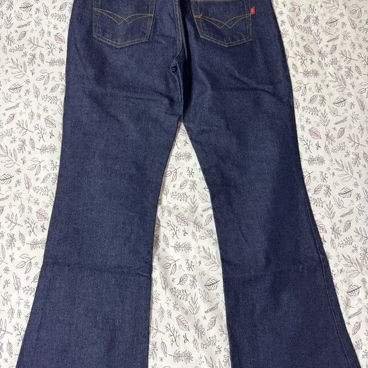 [BUNJANG] RED POINT Semi Bootcut Raw Denim Jeans / RED POINT JEANS