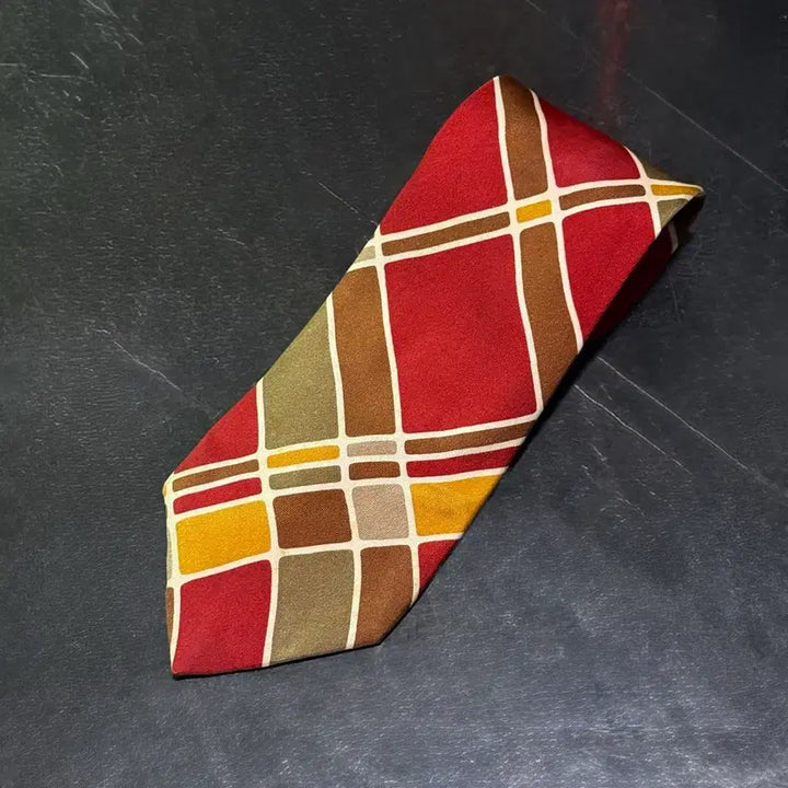 [BUNJANG] Dolce &amp; Gabbana D&amp;G Striped Ethnic Silk Necktie Vintage Red / 돌체앤가바나 D&amp;G 스트라이프 에스닉 실크 넥타이 빈티지 명품 레드 빨강