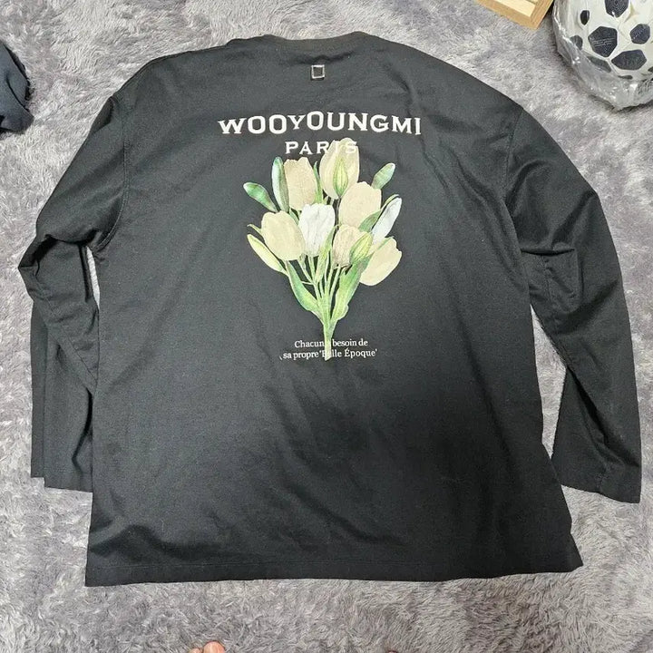 [BUNJANG] Wooyoungmi Black Flower Long Sleeve T-shirt / 우영미 블랙 플라워 롱슬리브 티셔츠 48