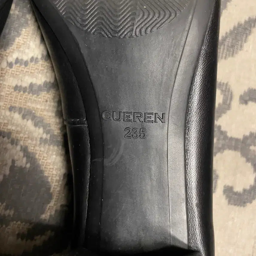 [BUNJANG] Kuen (Women) Pumps Black Heels / 쿠에른 (우먼) 펌프스 블랙 구두