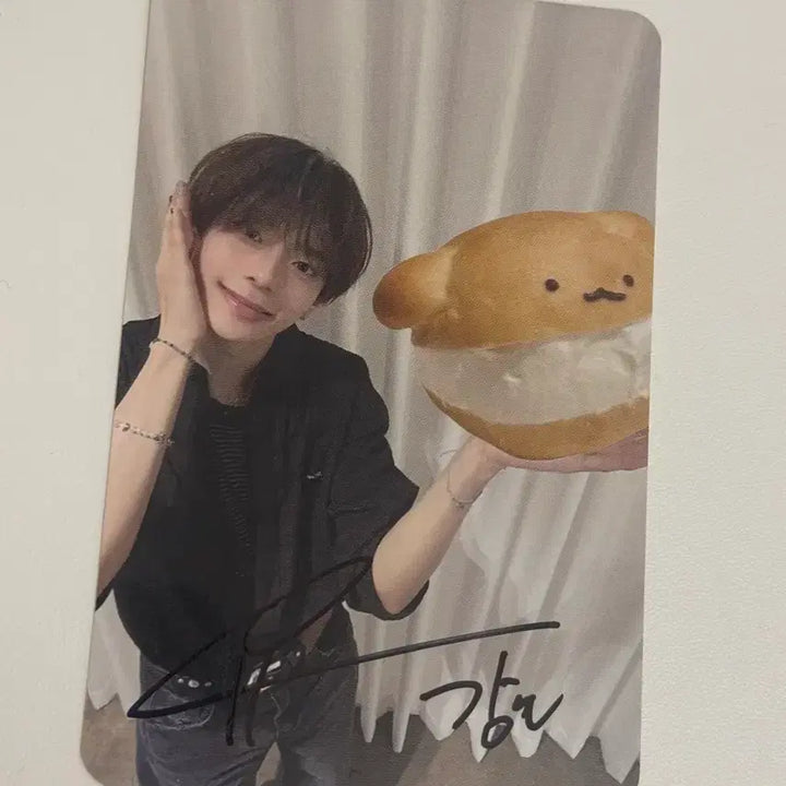 [SOLD OUT] 강민 솔로 퍼스트 뮤직 대면 싸인 포카