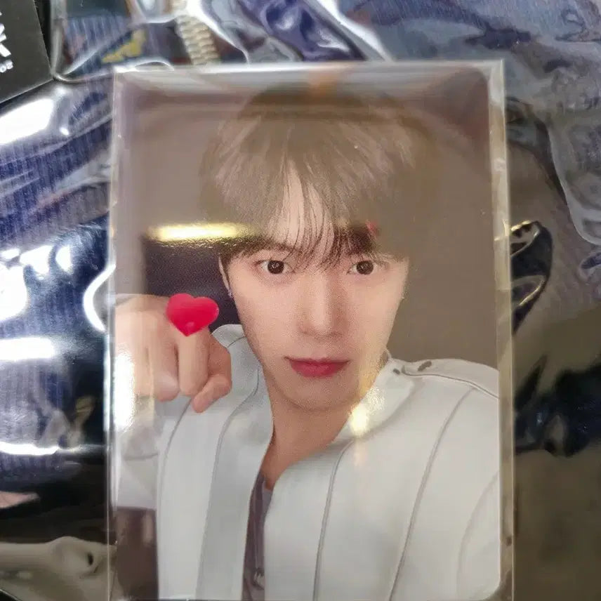 [SOLD OUT] 몬스타엑스 넥서스콘 MD 7만원 민혁