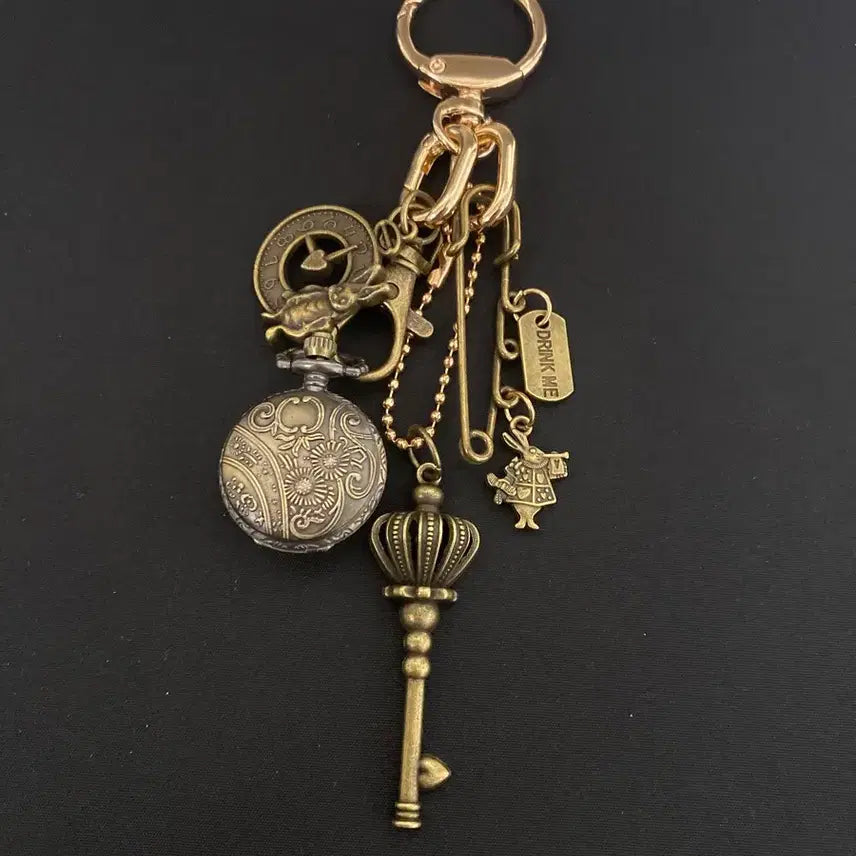 [BUNJANG] Alice Rabbit Charm Antique Pocket Watch Keyring / 엘리스 시계 키링