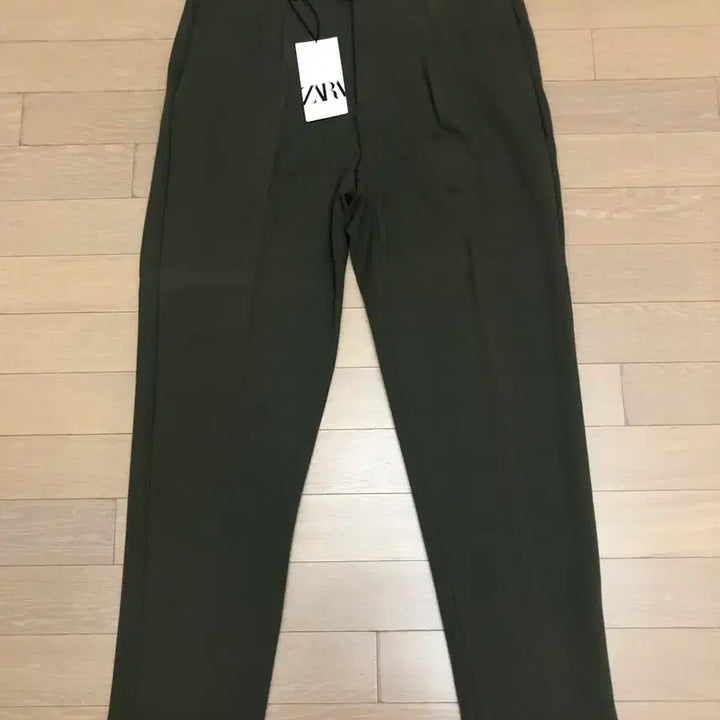 [BUNJANG] ZARA Dark Green Slacks Men&
