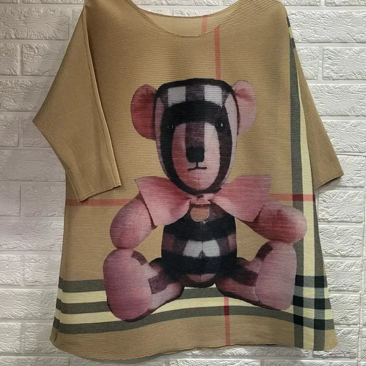 [BUNJANG] Imported Pleated T-Shirt with Bear Motif / 수입 플리츠티셔츠 쭈글이티셔츠:)