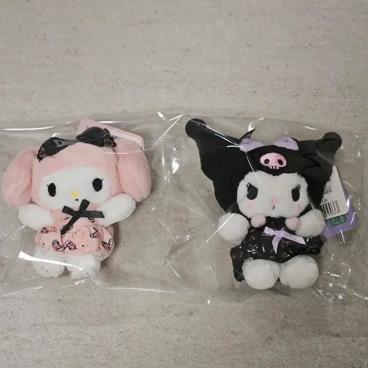 [BUNJANG] Sanrio Kuromi &amp; My Melody Keyring / 산리오 쿠로미인형키링 마이멜로디인형키링